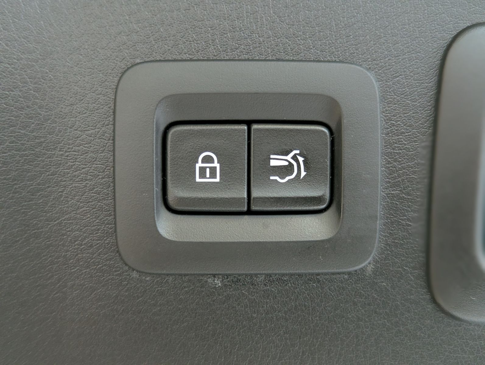 Mazda CX-80 2.5SKYACTIV PHEV 327 HOMURA+ 7-Sitze Pano