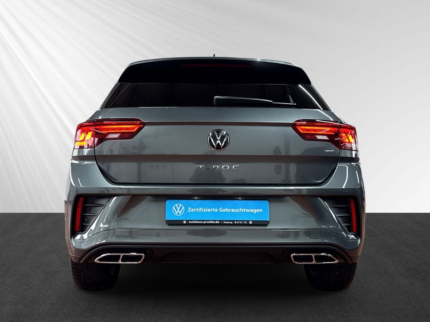 Volkswagen T-Roc 1.0 TSI R-Line - Samsaru's Car Outlet