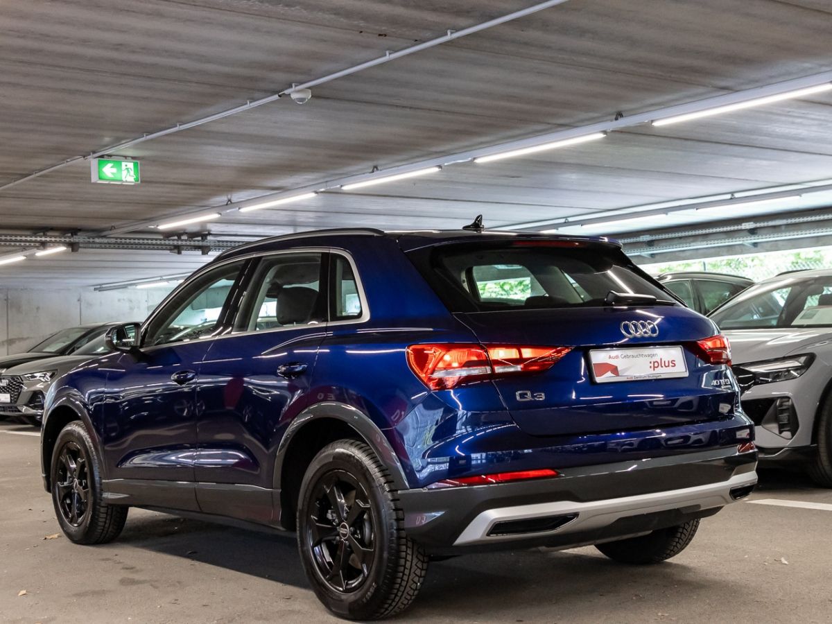 Audi Q3 40 TFSI quattro S tronic - Samsaru's Car Outlet