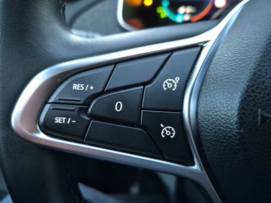 Renault ZOE Z.E. 50 INTENS - Samsaru's Car Outlet