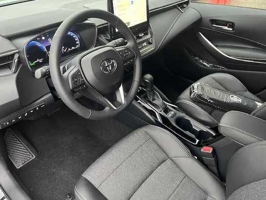 Toyota Corolla - 2.0 Hybrid Style  - Navi, PDC, KEY