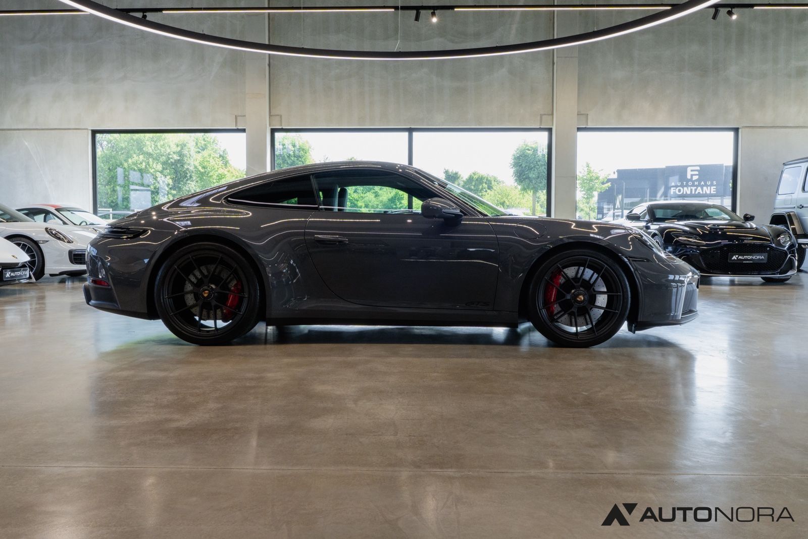 Porsche 911 (992.2) Carrera 4 GTS Lift 18-Wege Matrix