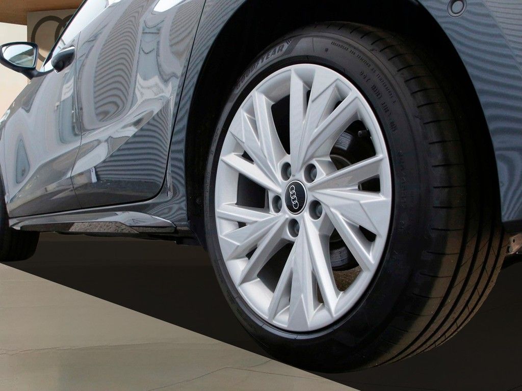 Audi A3 Sportback 40 TFSI e S line 18"|NAVI+VC|PANO|S