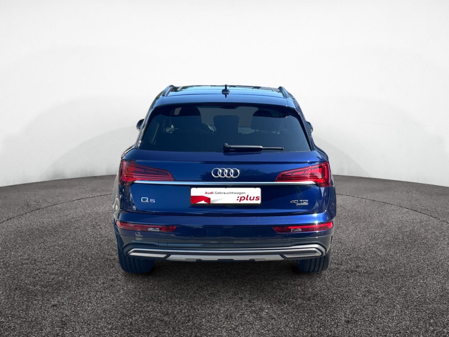 Audi Q5 40 TDI quattro Advanced - Samsaru's Car Outlet