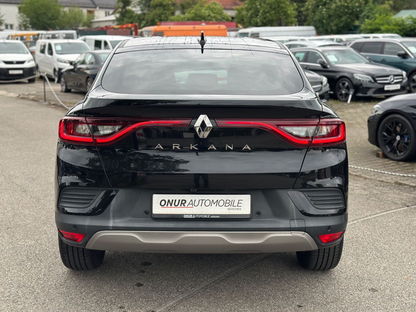 Renault Arkana Intens - Samsaru's Car Outlet
