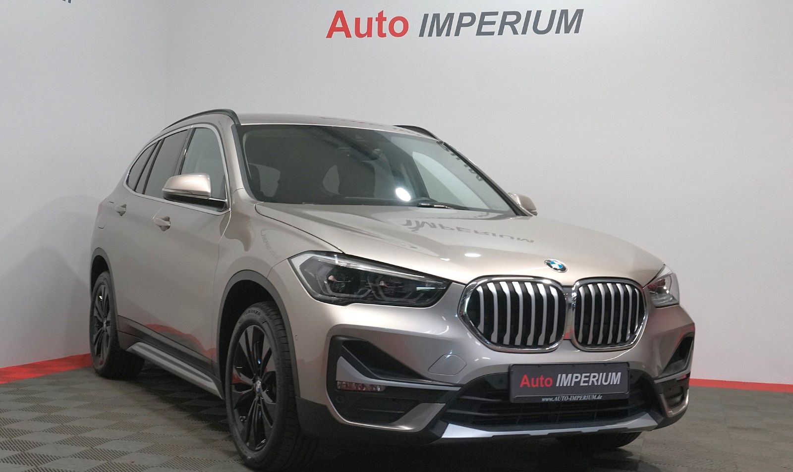 BMW X1 xDrive 20 d xLine - Samsaru's Car Outlet