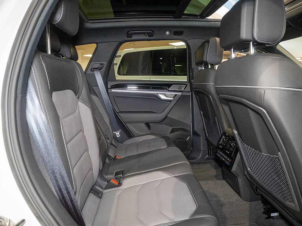 Volkswagen Touareg R-Line FINAL EDITION V6 TDI SCR 4MOTION