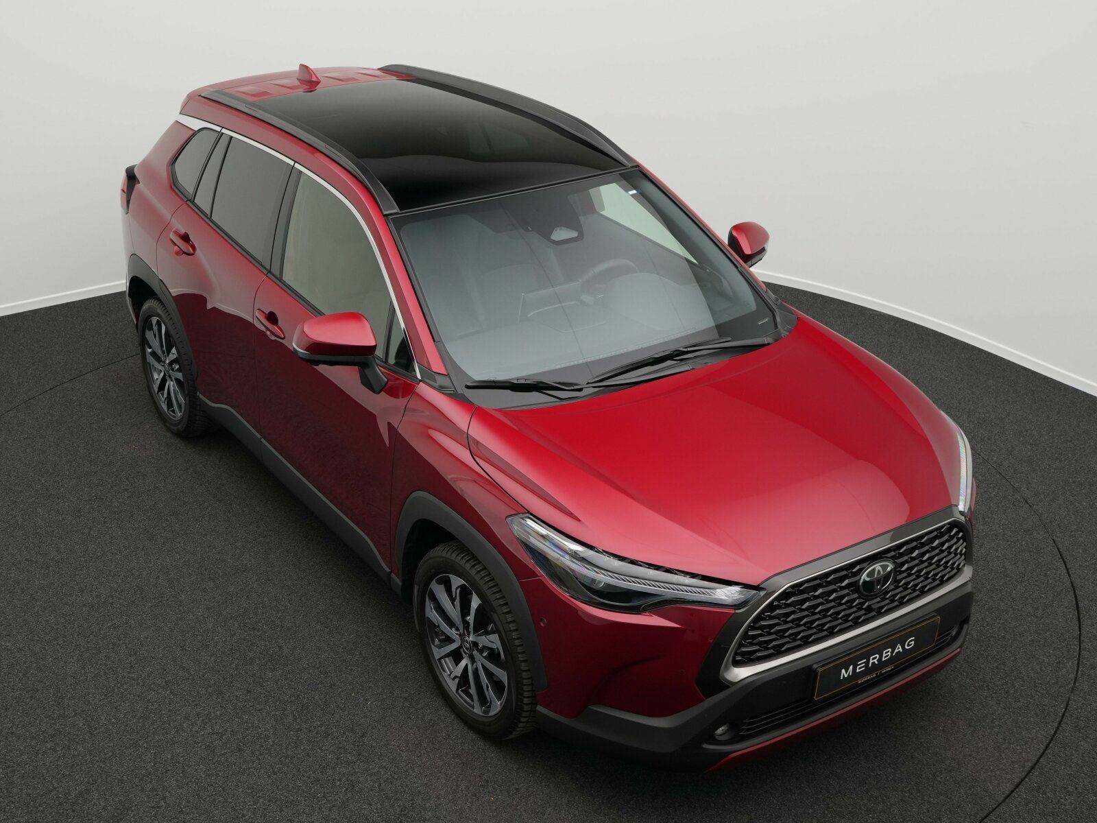 Toyota Corolla Cross 2.0 Hybrid Lounge FWD