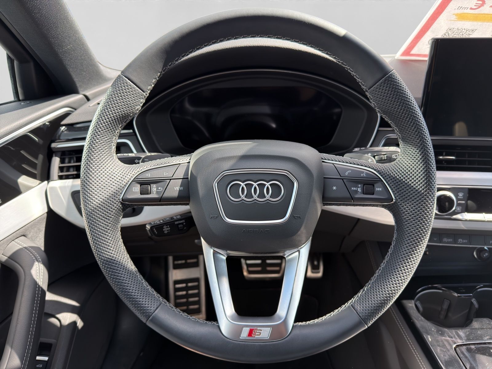 Audi A4 Avant 40 TFSI Q 2x S LINE AHK MATRIX-LED LM19