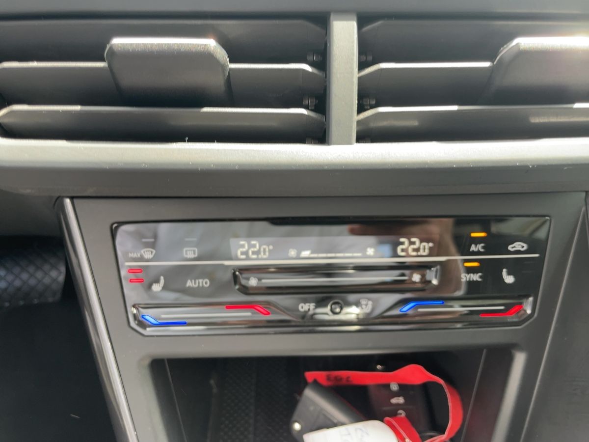Volkswagen Taigo 1.0 TSI Style - Samsaru's Car Outlet