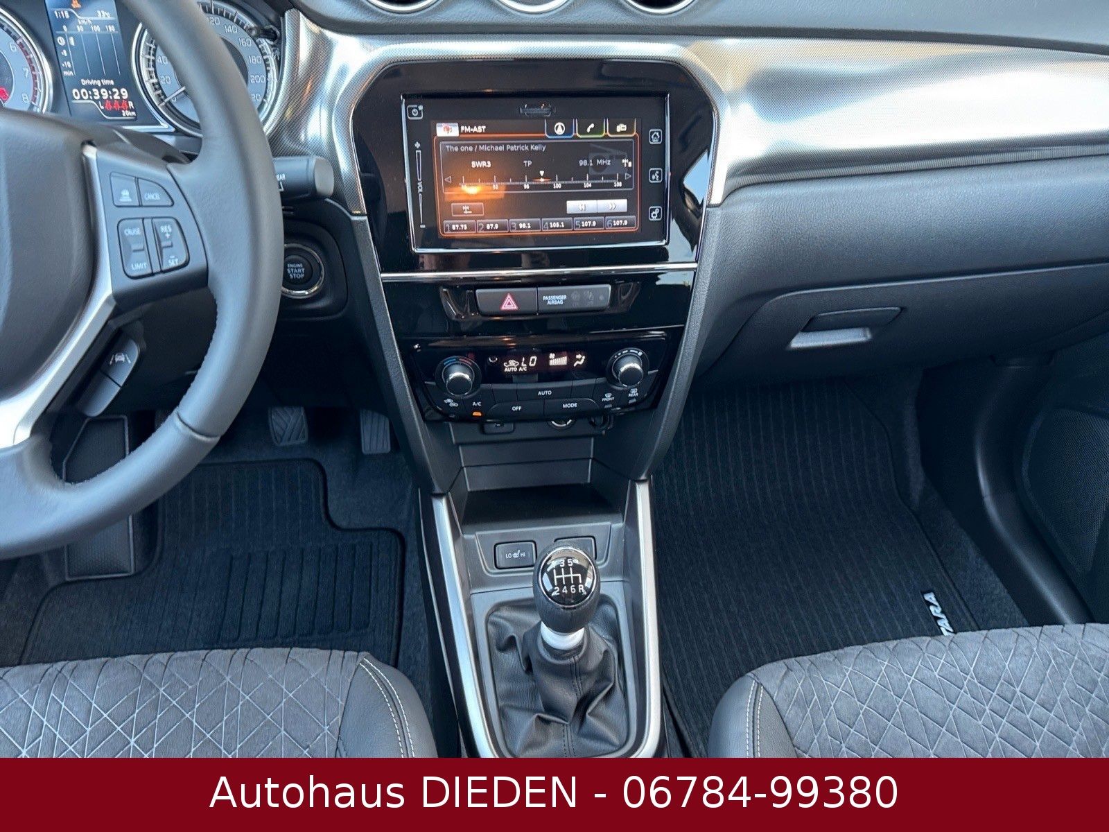 Suzuki Vitara 1.4 Mild-Hybrid Club 2WD - Samsaru's Car Outlet