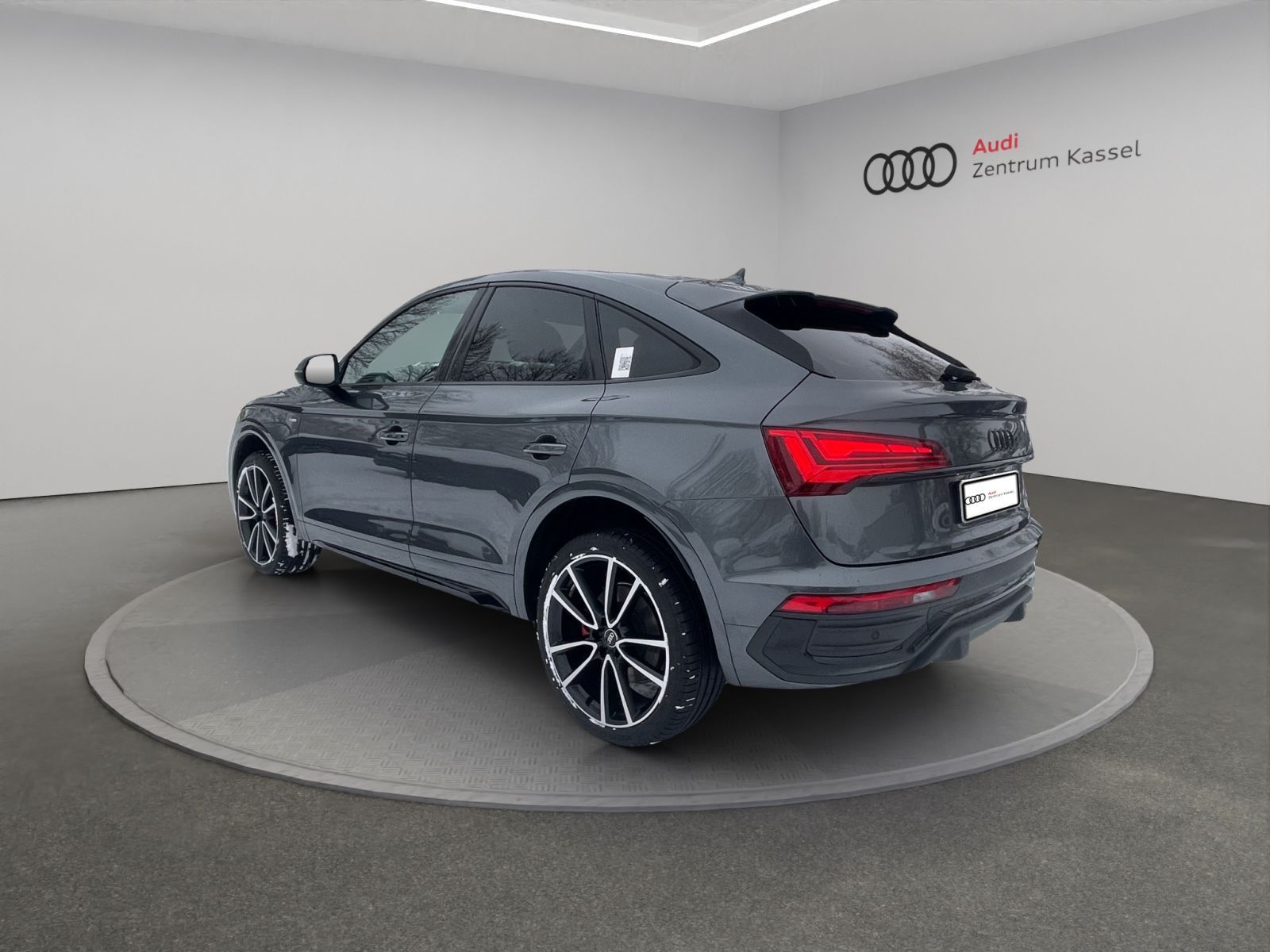 Audi Q5 SB 40 TDI qu. S line Matrix B&O Pano Kamera