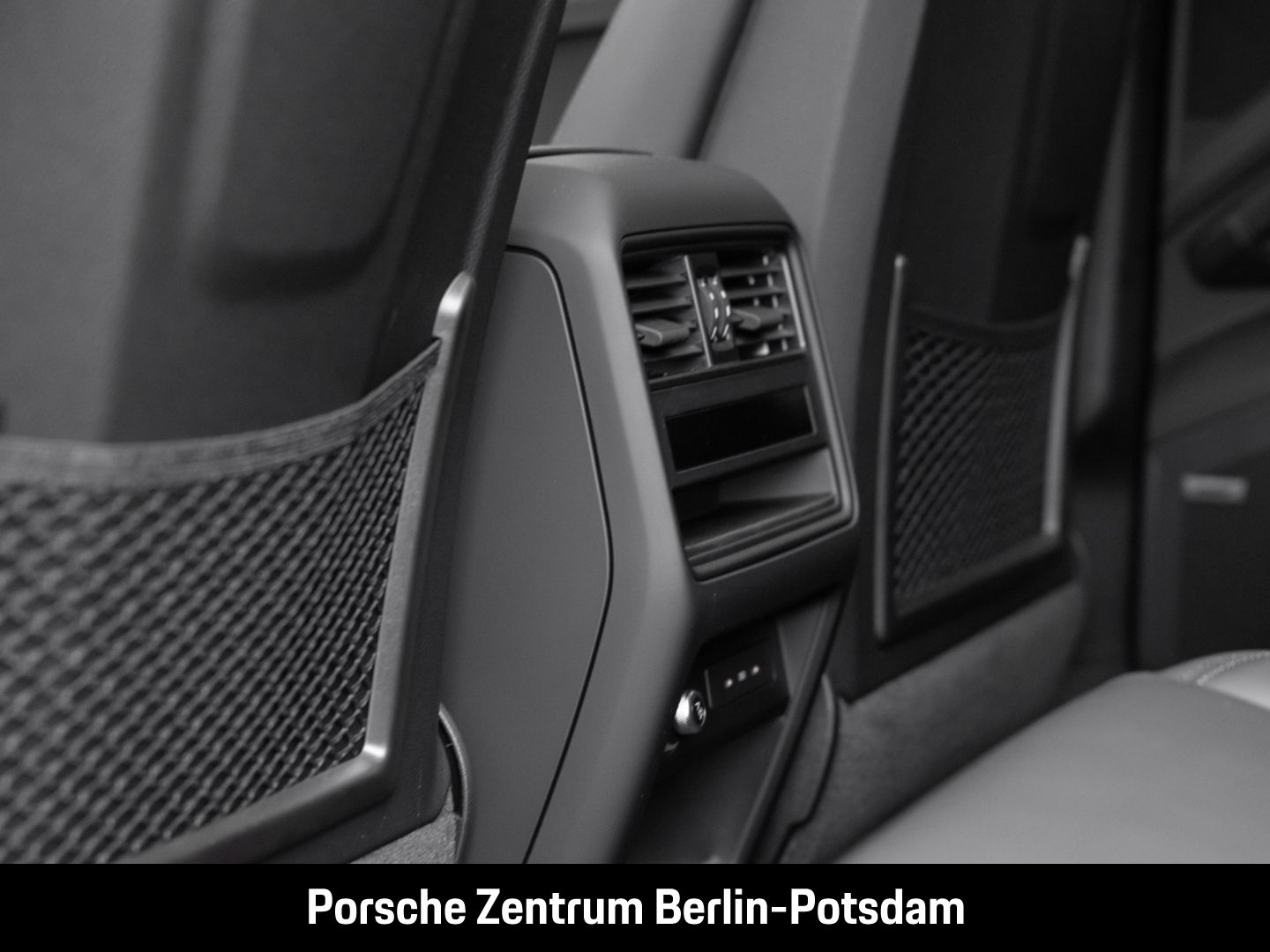 Porsche Cayenne Coupe Sportabgas Klimasitze HD-Matrix