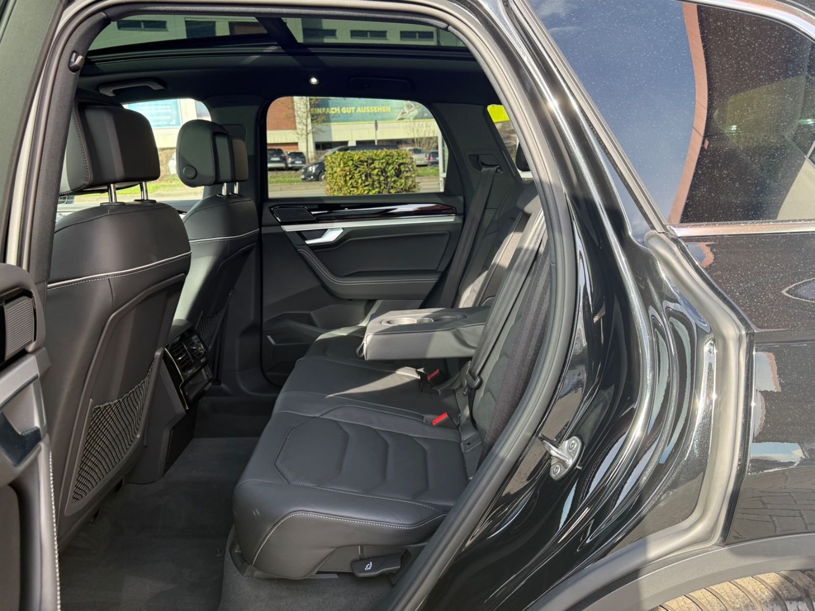 Volkswagen Touareg TDI Luft ACC Stdhzg AHK Pano Allradlenk