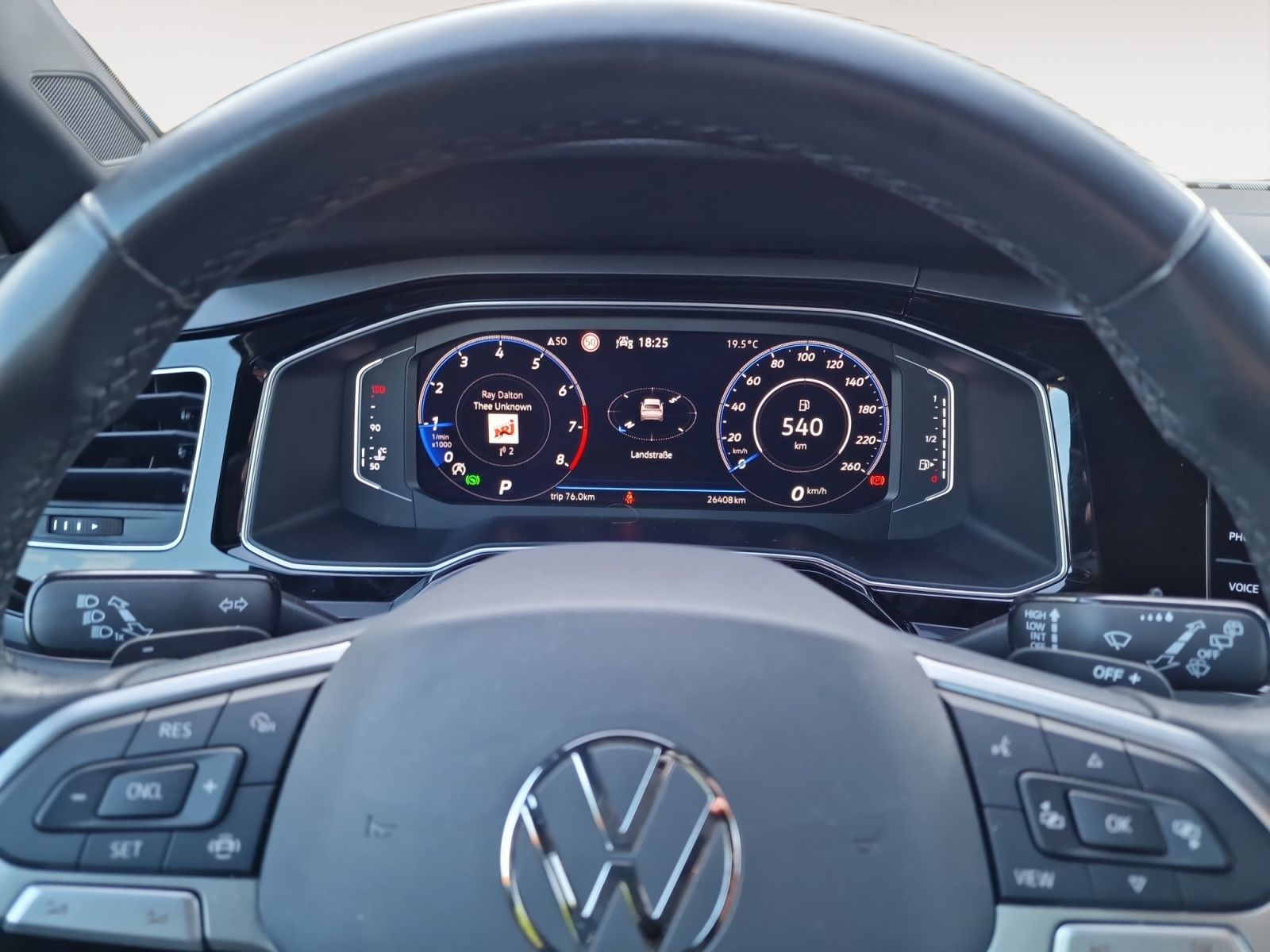 Volkswagen Taigo 1.0 TSI R-Line - Samsaru's Car Outlet