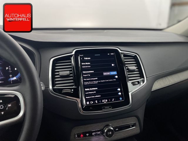 Volvo XC90 B5 D PLUS DARK 7SITZ+AHK+LUFT+MEMO+SITZKLIM