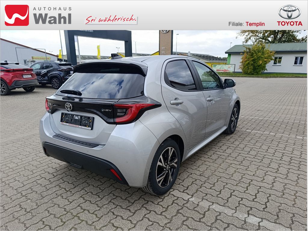 Toyota Yaris 1.5 Hybrid Teamplayer