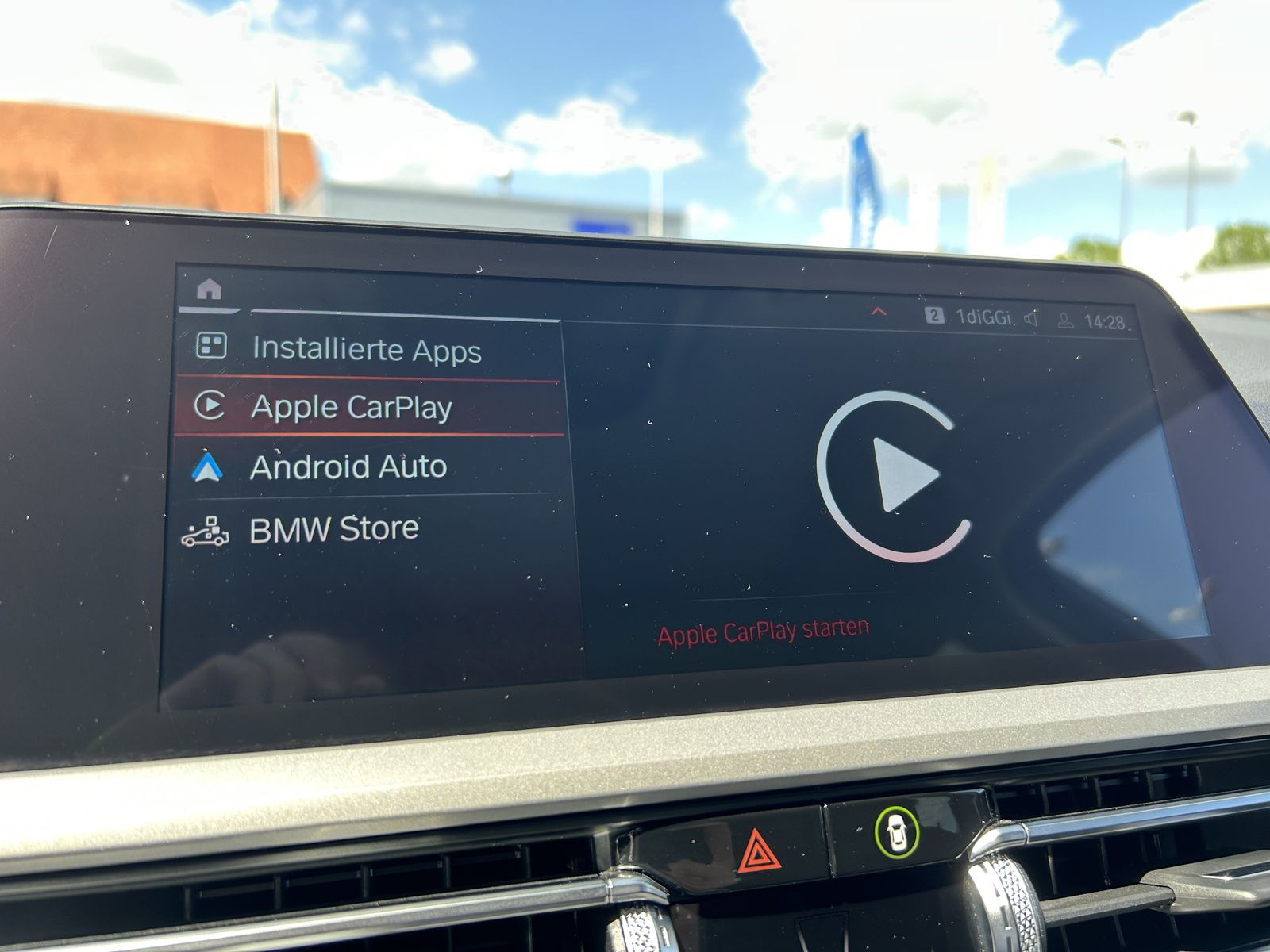 BMW 320d Touring - Samsaru's Car Outlet