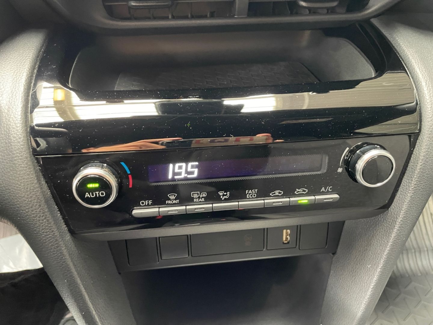 Toyota Yaris Cross Hybrid 1.5 Team D *CarPlay*RCam*ACC*