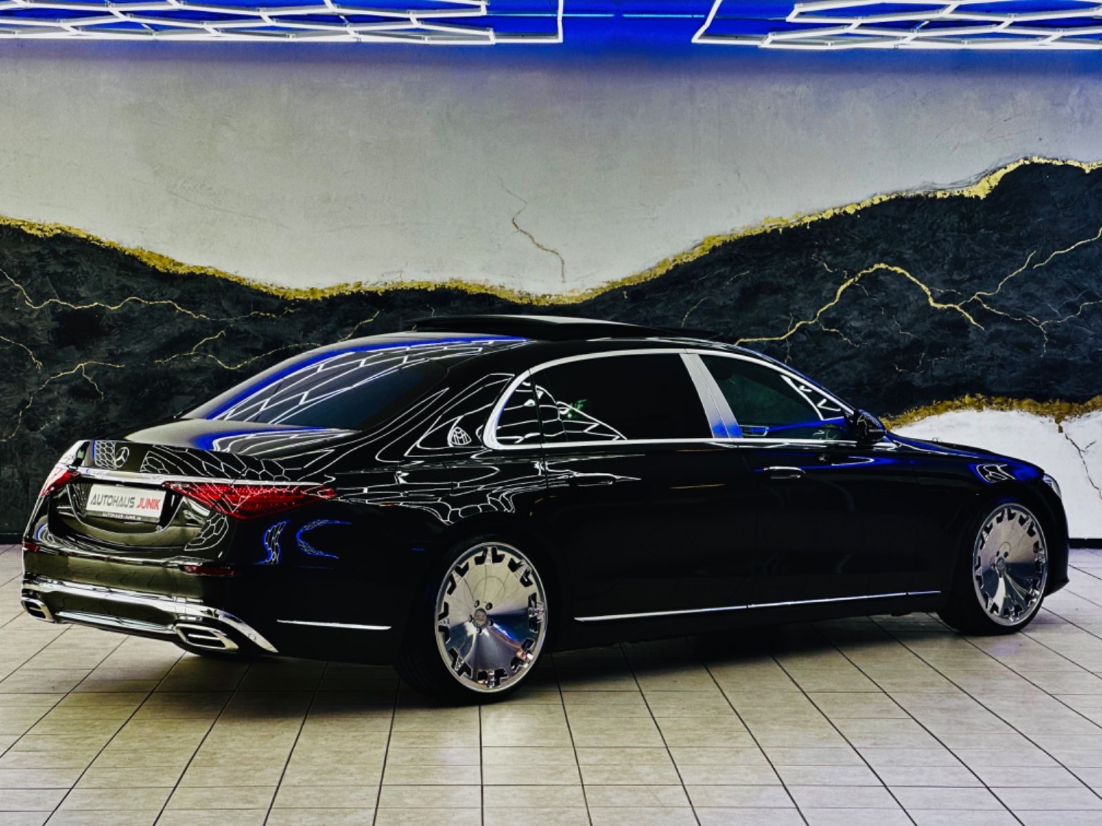 Mercedes-Benz S 580 Maybach - Samsaru's Car Outlet