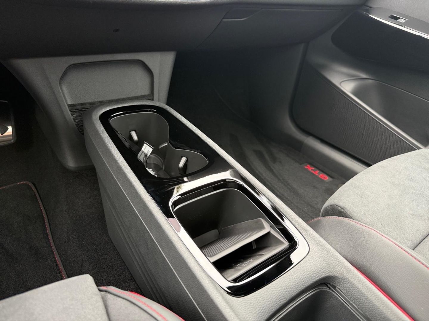 Volkswagen ID.3 GTX Performance StandHZG AHK-abnehmba Navi