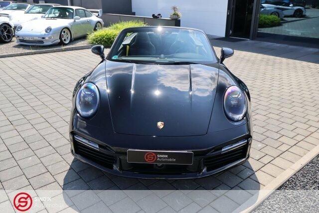 Porsche 992 - 911 Carrera 3.8 Turbo S cabrio BURMESTER