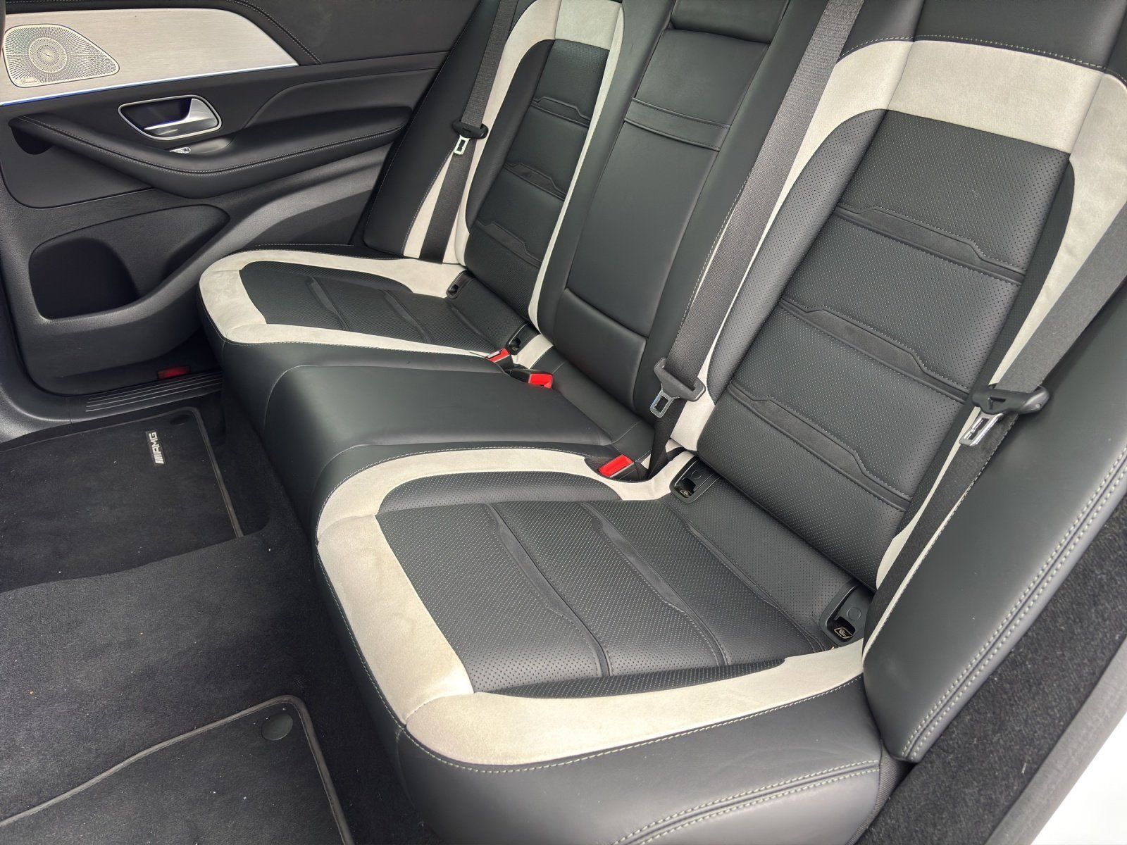 Mercedes-Benz GLE 63 S AMG PREM+NIGHT+PANO+HUD+SITZKLIMA+BURME