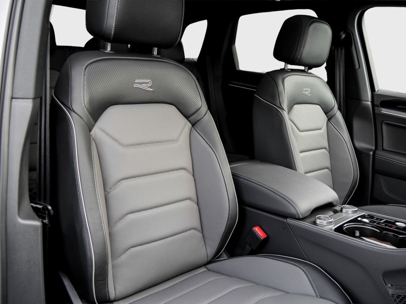 Volkswagen Touareg R-Line FINAL EDITION V6 TDI AHK DYNAUDIO