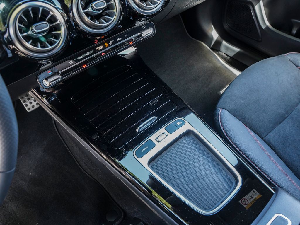 Mercedes-Benz CLA 250 4M AMG-LINE - Samsaru's Car Outlet