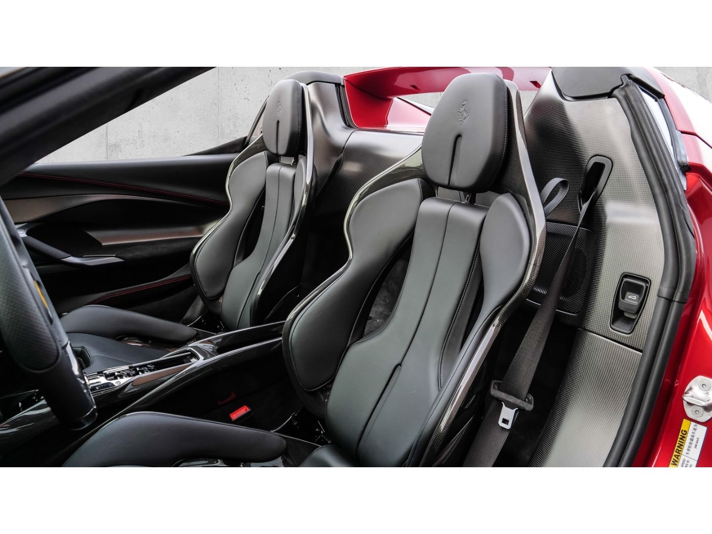 Ferrari 296 GTS - Samsaru's Car Outlet