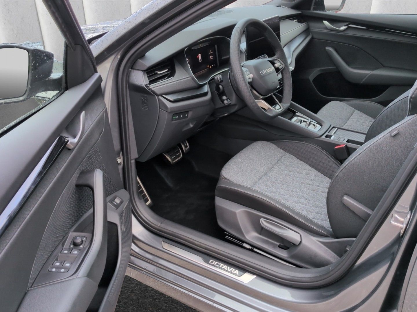 Skoda Octavia Combi SPORTLINE 4x4 2.0TSI*AHK Panodach