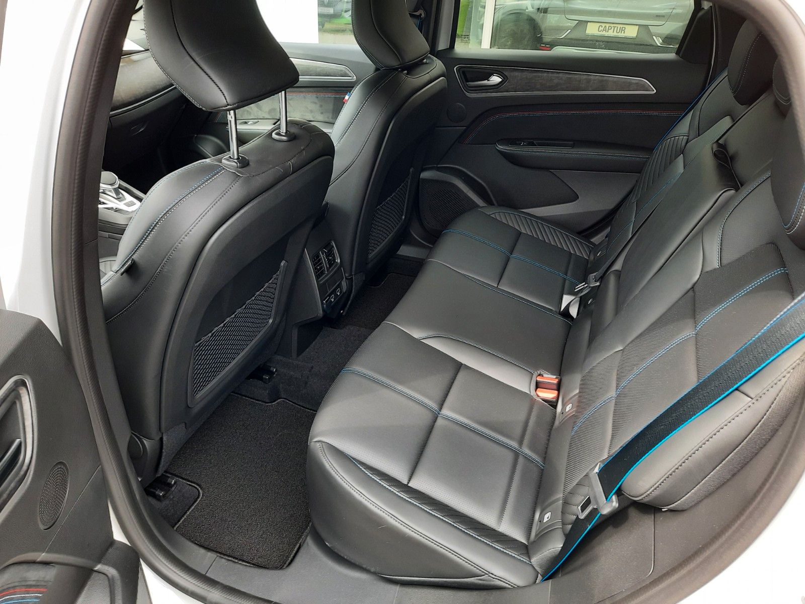 Renault Arkana Esprit Alpine Full Hybrid - Samsaru's Car Outlet