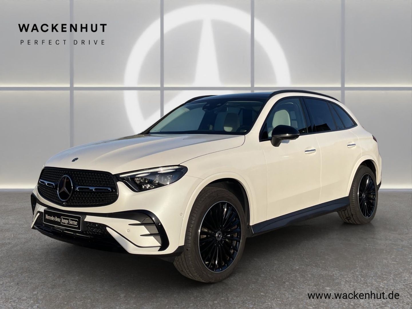 Mercedes-Benz GLC 300 d 4M AMG NIGHT STDHZ PANO AHK FAP+ 360°H