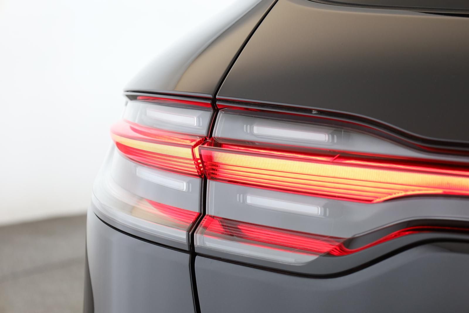 Porsche Macan S - Samsaru's Car Outlet