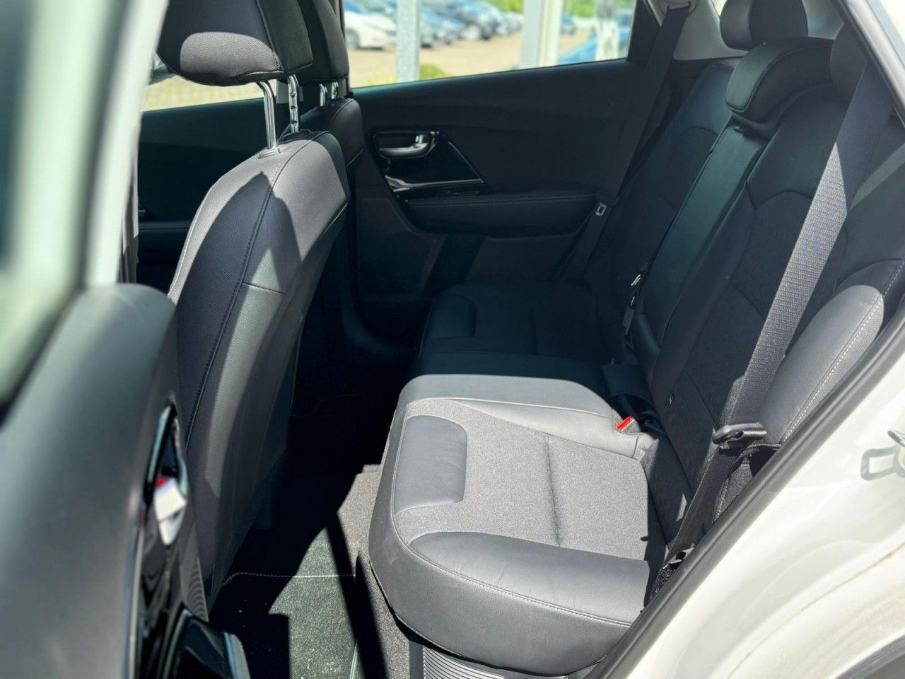 Kia Niro PHEV 1.6 DCT Vision - Samsaru's Car Outlet