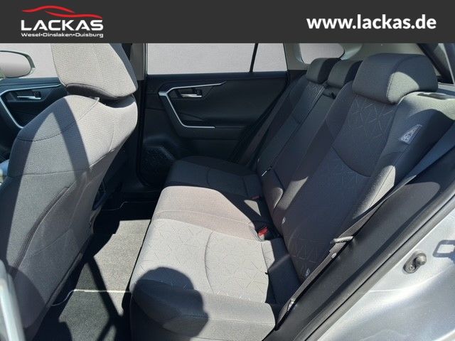 Toyota RAV 4 Hybrid 4x4 - Samsaru's Car Outlet