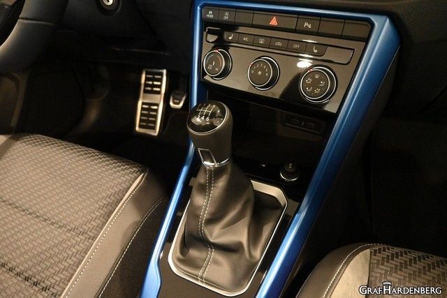 Volkswagen T-Roc R-Line - Samsaru's Car Outlet