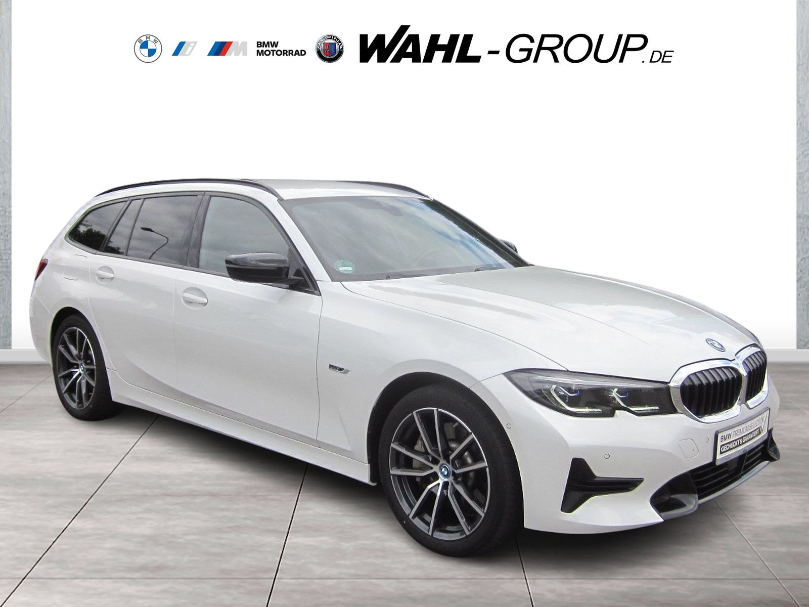 BMW 330e TOURING SPORT LINE - Samsaru's Car Outlet