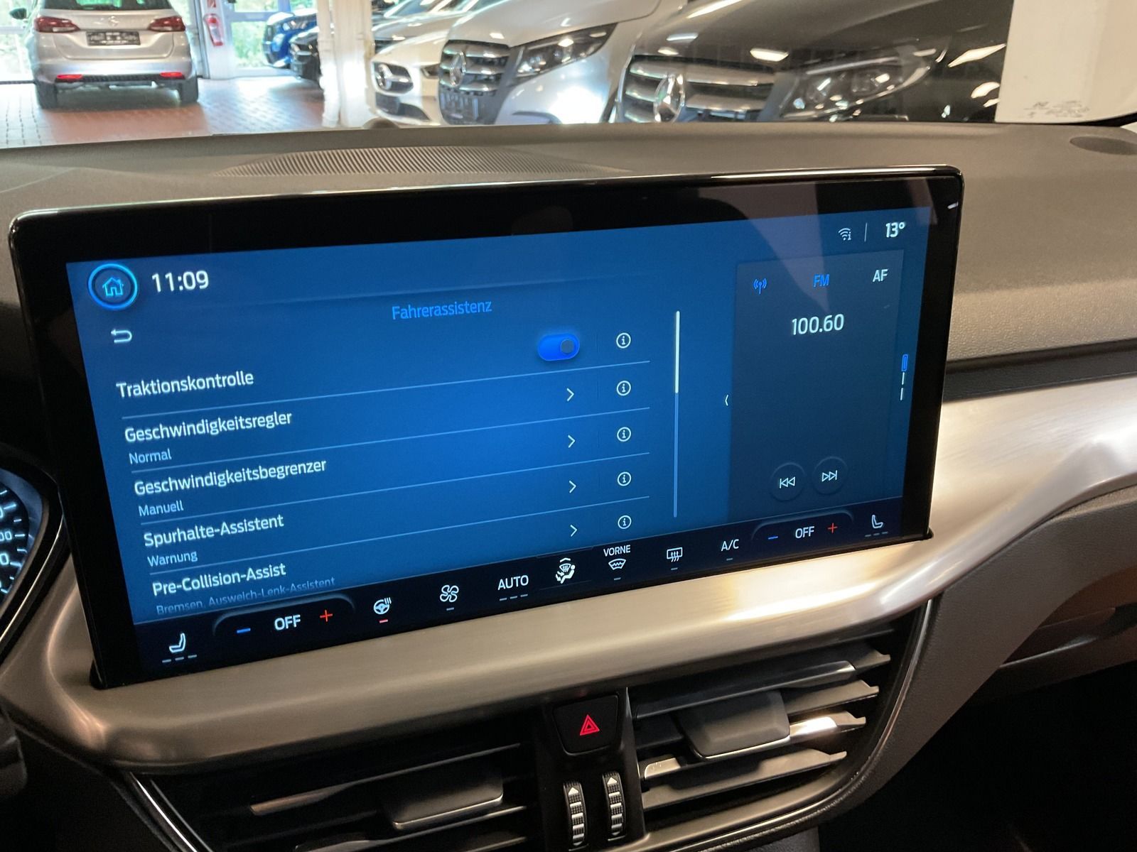 Ford Focus Turnier Titanium Kamera,LED,Widescreen