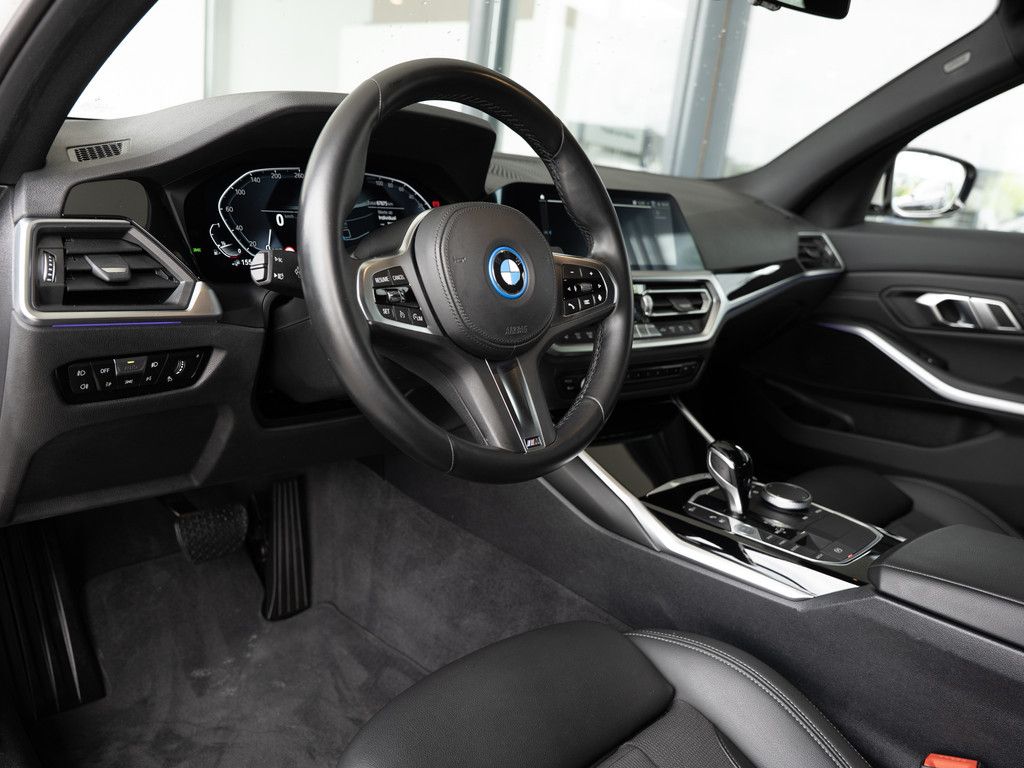 BMW 320e Touring Sport Line - Samsaru's Car Outlet