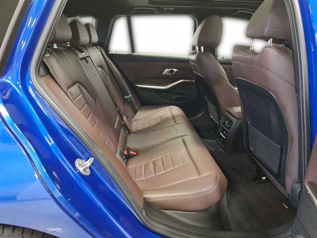 BMW 320d Touring M Sport Steptronic - Samsaru's Car Outlet