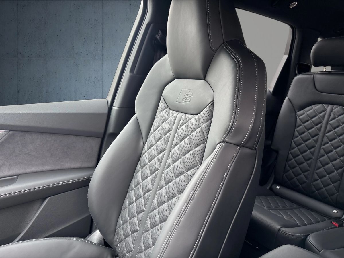 Audi Q7 SUV S line 50 TDI qu. tiptr. Laser PANO HUD