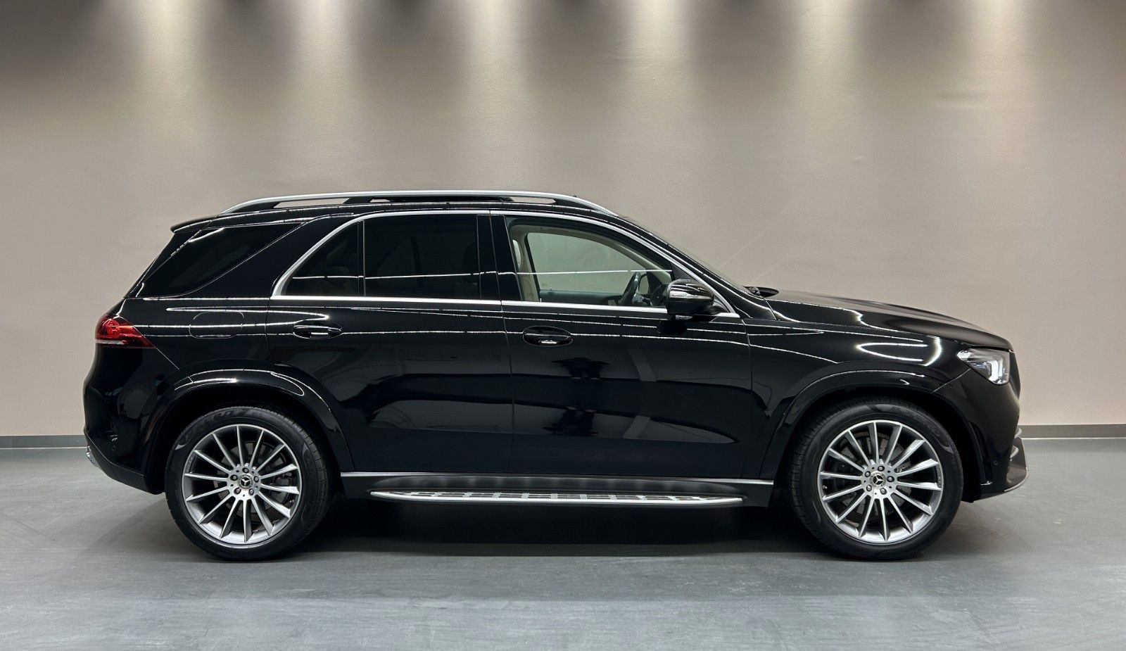Mercedes-Benz GLE400 d 4M ***AMG LINE***ACTIVE BODY CONTROL***