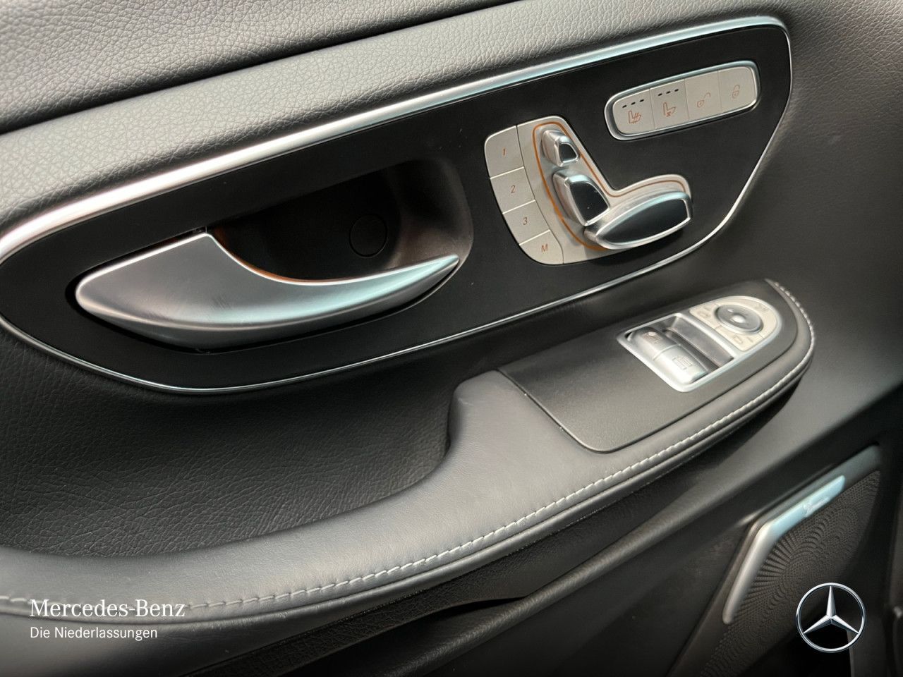 Mercedes-Benz V 300 d EXCLUSIVE EDITION - Samsaru's Car Outlet