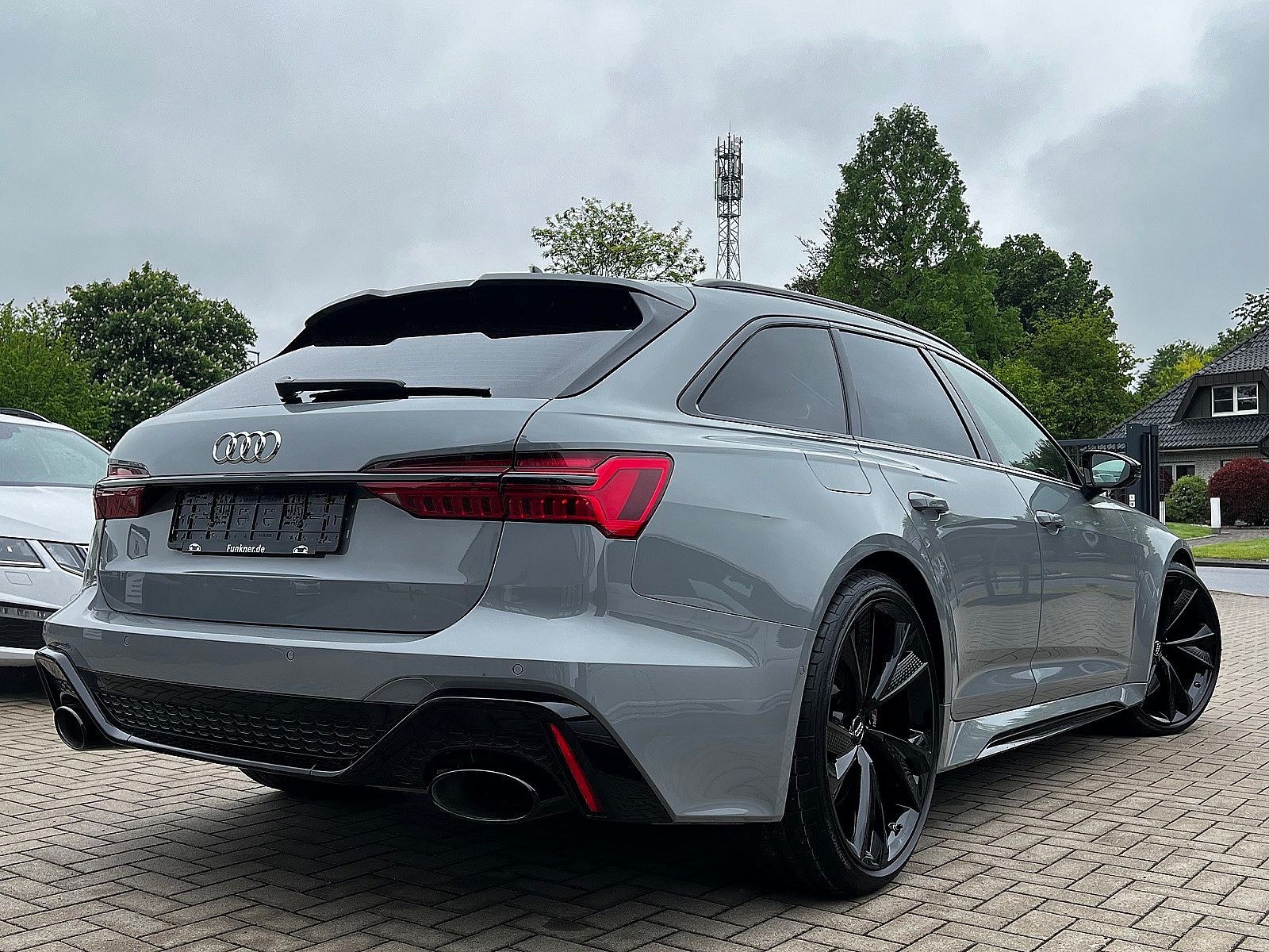 Audi RS6 RS 6 Avant 4.0 TFSI quattro B&O 22 ZOLL