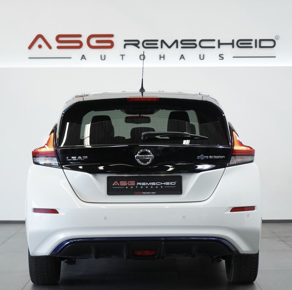 Nissan Leaf 40 kWh - Samsaru's Car Outlet