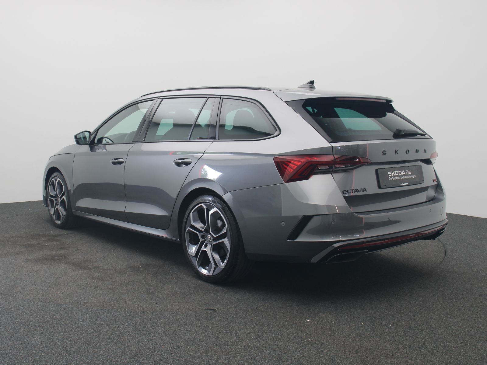Skoda Octavia RS Combi Edition 2.0 TDI DSG 4x4 / Pano