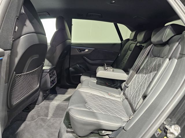 Audi Q8 55 TFSI Q. 2x S Line Black RS-Sitz B&O Hud 23