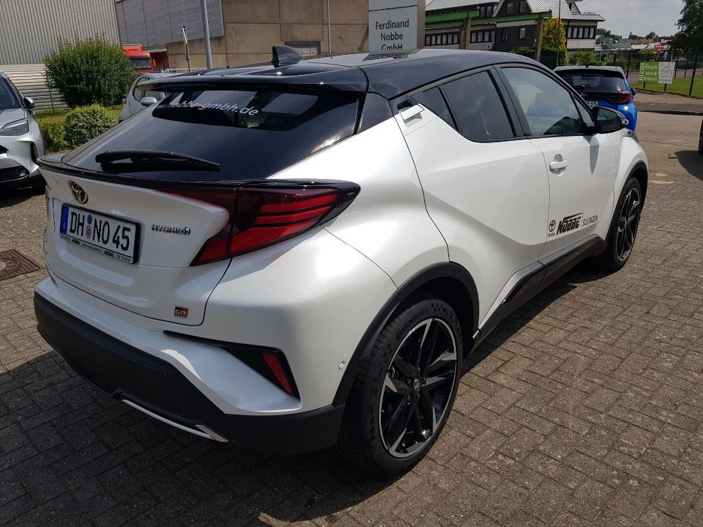 Toyota C-HR 2.0 Hybrid GR Sport - Samsaru's Car Outlet