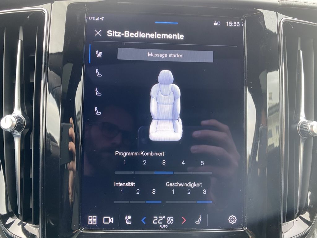 Volvo XC60 R-Design T6 AWD Recharge Plug-In Hybrid AWD